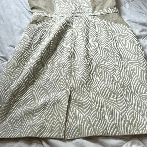 Dana Buchanan tan and cream sleeveless lined dress size 12 - Picture 7 of 7